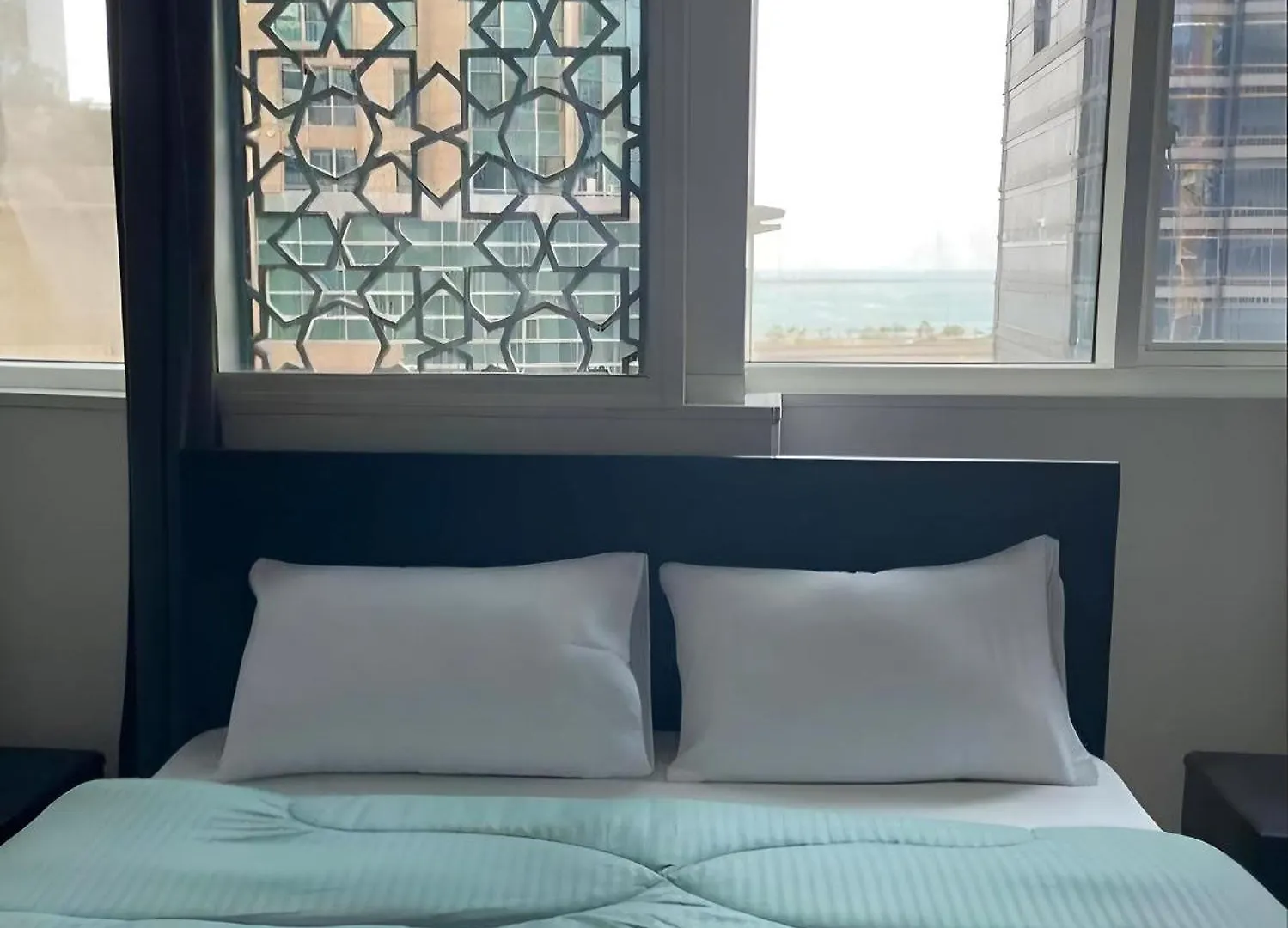 Corniche Street - New Suave Room Abu Dhabi