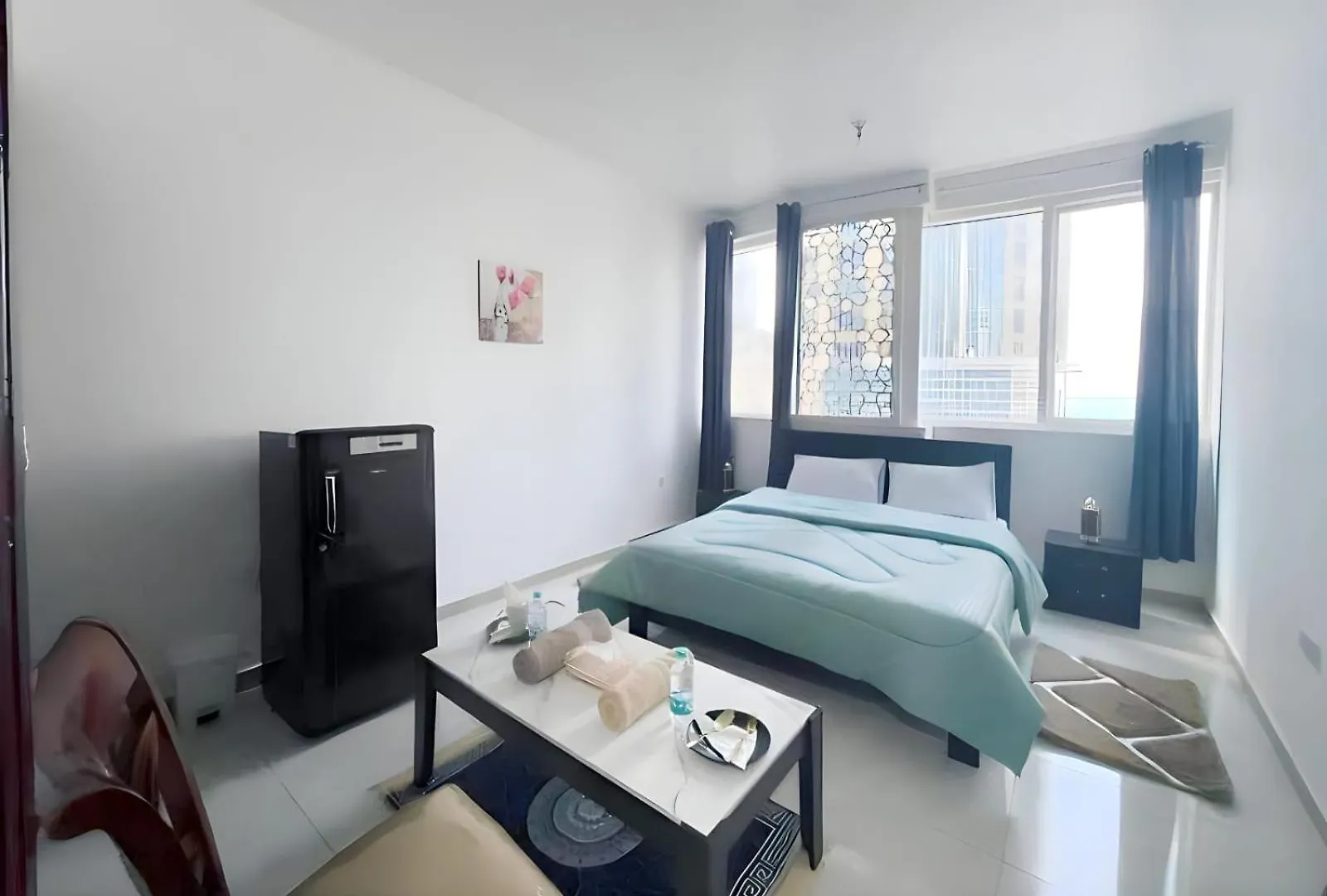 Corniche Street - New Suave Room Abu Dhabi Hostel