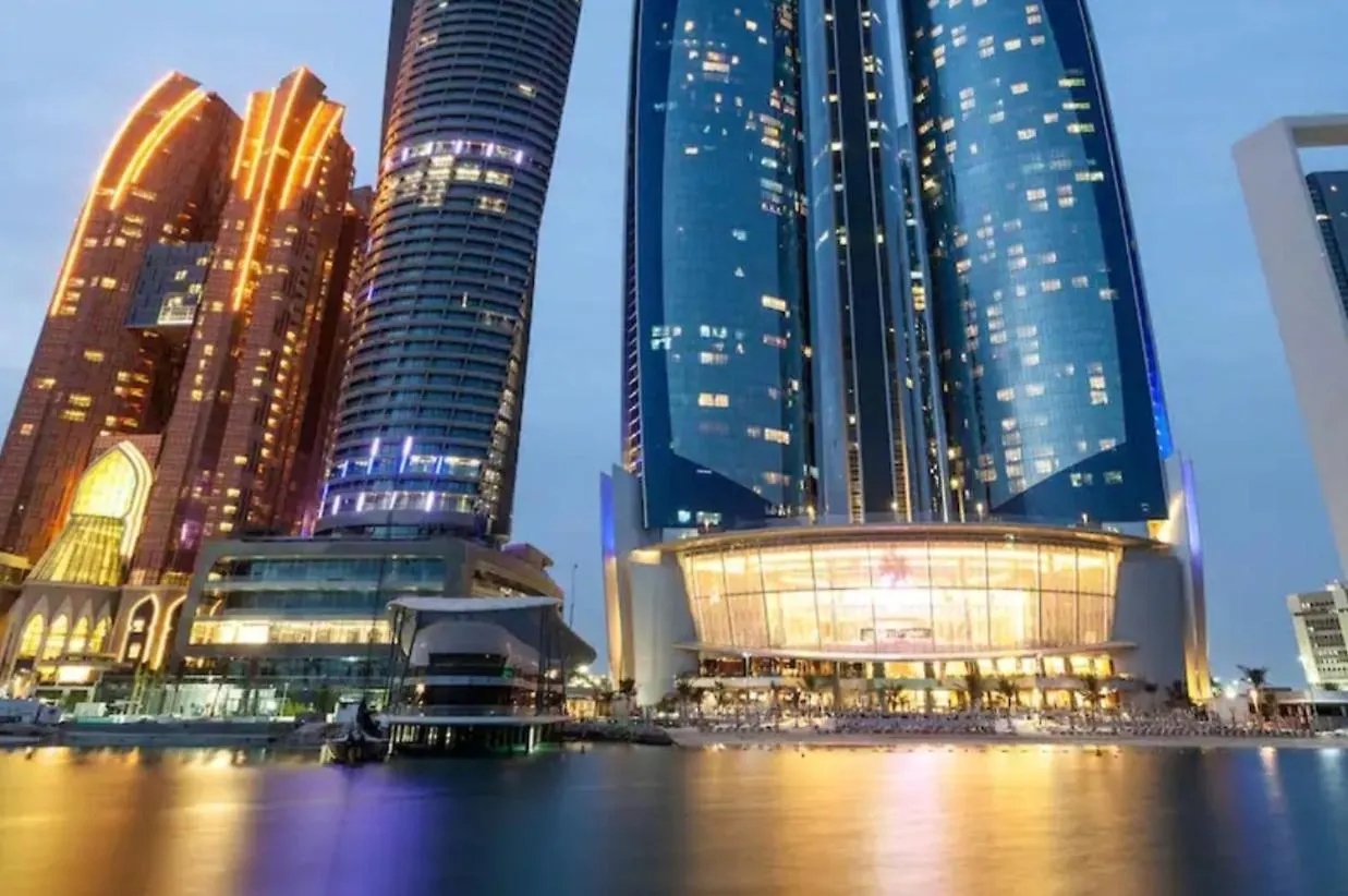 Corniche Street - New Suave Room Абу-Даби